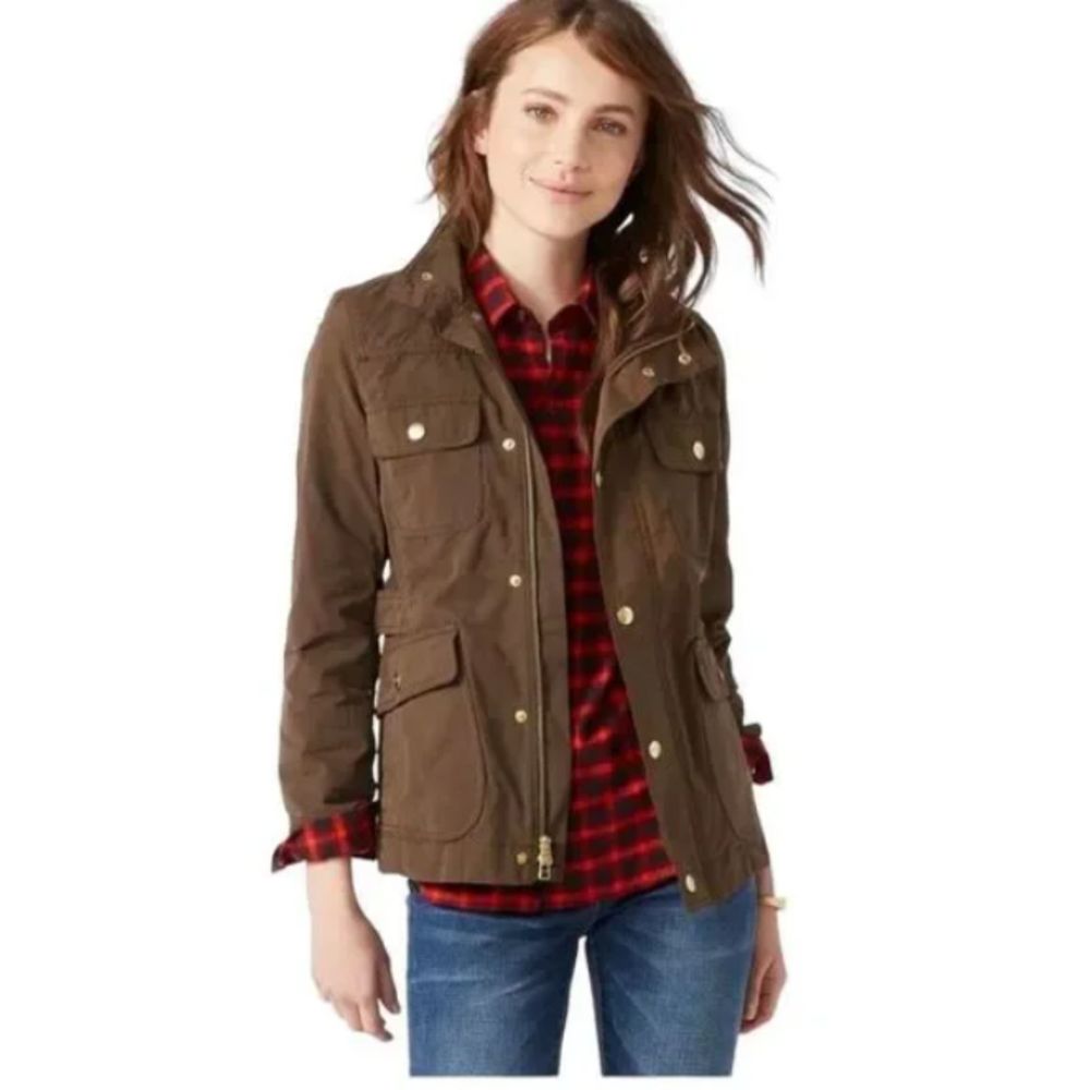LL Bean Women's Signature Waxed Field Jacket, Brown | Size Large